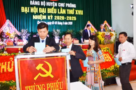 Ông Đinh Văn Dũng được bầu giữ chức Bí thư Huyện ủy Chư Prông