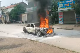 Từ vụ Mercedes bốc cháy: Kinh nghiệm phòng ngừa tối quan trọng
