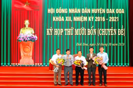 Đak Đoa: Miễn nhiệm và bầu bổ sung một số chức danh