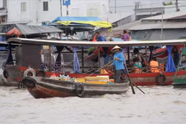 Làm gì để giữ chợ nổi miền Tây?