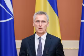 NATO ngầm giúp Ukraine đối phó cuộc tấn công hạt nhân, hóa học