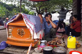 Gia Lai: Một người phụ nữ chết bất thường trên rẫy