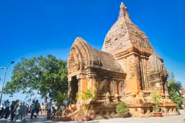 Bí ẩn pho tượng ngàn năm trong tháp chính Po Nagar