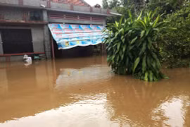 Phú Yên: Nước sông đột ngột lên cao, 1 người bị cuốn trôi