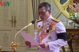 Nhà vua Thái Lan phê chuẩn nội các mới
