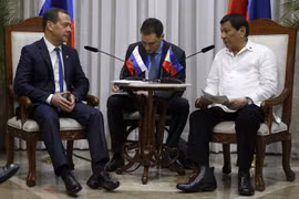 Philippines, Nga cam kết mở rộng thương mại và hợp tác quân sự
