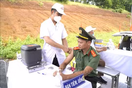 Đắk Nông phát động tiêm chủng vaccine phòng Covid-19