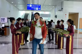 Phú Quốc đón thêm hơn 200 khách đến từ Uzbekistan