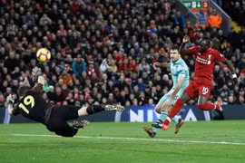 Liverpool hủy diệt Arsenal, lộ diện nhà vua mới Premier League