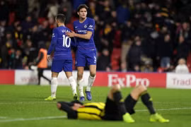 Eden Hazard lập cú đúp, Chelsea thắng kịch tính Watford