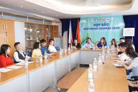 Sinh viên Việt Nam tại châu Âu hướng tới Vietheart Summer Camp 2022