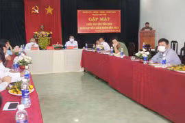 Lãnh đạo huyện Chư Pưh gặp mặt chức sắc tôn giáo