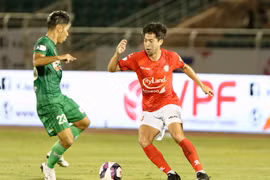 Lee Nguyễn bất ngờ viết tâm thư giã từ nghiệp cầu thủ