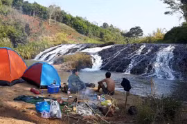 Ngược Pờ Yầu