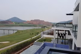 Họ vẫn đang "chia nhau" sân golf xây biệt thự