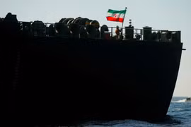 Iran cảnh báo Mỹ không làm 'cướp biển', chặn tàu dầu tại Caribe