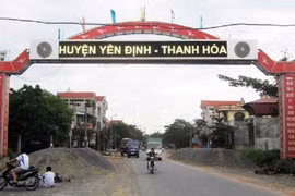 Huyện đang nợ hàng chục tỉ "tiền tiếp khách" lại xin xây tượng đài 20 tỉ