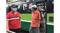 Bảo đảm trật tự, an toàn giao thông gắn với phòng, chống dịch Covid-19 trong dịp tết