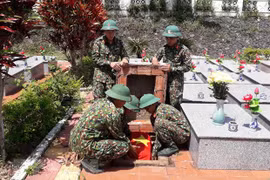 Kon Tum: An táng hài cốt liệt sỹ tìm thấy ở Vườn Quốc gia Chư Mom Ray