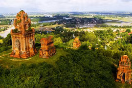 Hơn 25 tỉ đồng xây dựng, tu bổ, tôn tạo di tích tháp Bánh Ít