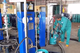 "Thương nhân phân phối gas"