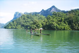 Điểm danh những hồ nước nổi tiếng tại Việt Nam