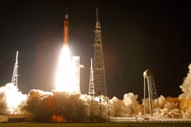 NASA phóng thành công tên lửa Artemis 1