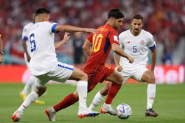 Tây Ban Nha "hủy diệt" Costa Rica với màn thêu hoa dệt gấm