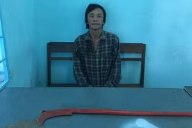 Tài xế ô tô chém chết người đi xe máy sau cự cãi
