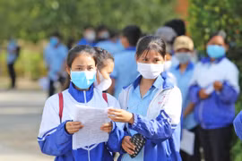 Thí sinh hoàn thành kỳ "vượt vũ môn" với môn Ngoại ngữ