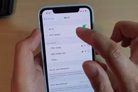 Thêm một điểm phát sóng Wi-Fi nguy hại cho iPhone