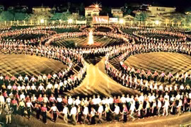 Di sản văn hóa - Không thể so sánh hơn thua