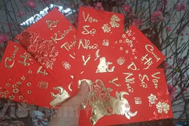 Lì xì - Đừng để tục lệ đậm nét văn hóa mất đi ý nghĩa đầu năm mới