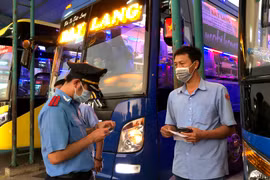Gia Lai: Chú trọng phòng ngừa dịch Covid-19 trong vận tải khách công cộng