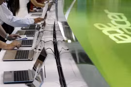 Asus và Acer tăng giá máy tính xách tay