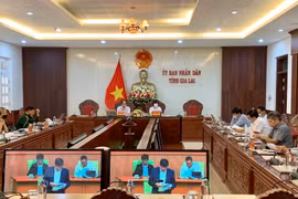 Thủ tướng Chính phủ Nguyễn Xuân Phúc: Thực hiện "mục tiêu kép", không chủ quan, lơ là phòng-chống dịch