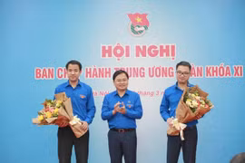 Ban Chấp hành Trung ương Đoàn bầu bổ sung 2 tân Bí thư cùng tuổi 37