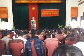 Chư Pah dạy lịch sử Đảng bộ huyện cho đối tượng kết nạp Đảng