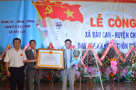 Xã Bàu Cạn đạt chuẩn nông thôn mới