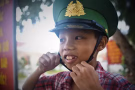 Đứa con nuôi của đồn biên phòng