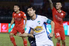 Công Phượng lập cú đúp, vì sao HAGL vẫn thua TP.HCM?