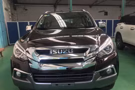 Isuzu mu-X 2018 hưởng thuế NK 0% về Việt Nam - đối thủ Toyota Fortuner