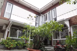 Ngắm ngôi nhà được xây bằng những container độc nhất Sài Gòn