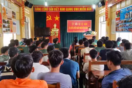Bế mạc lớp tập huấn cán bộ khung và huấn luyện phân đội dự bị động viên