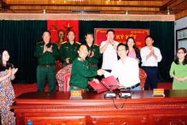 Binh đoàn 15-UBND huyện Đức Cơ ký kết công tác phối hợp