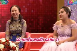 Nàng dâu muốn mẹ chồng bớt yêu thương để khỏi bị ganh ghét