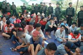Phá tụ điểm đánh bạc dưới hình thức lắc tài xỉu quy mô lớn
