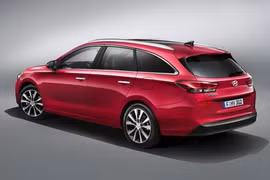 Hyundai i30 Tourer 2017 công bố giá 500 triệu đồng