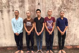 Bắt khẩn cấp 5 nghi phạm cướp tài sản người đi đường