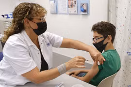 Pfizer xin cấp phép sử dụng vaccine cho trẻ từ 5-11 tuổi tại Canada